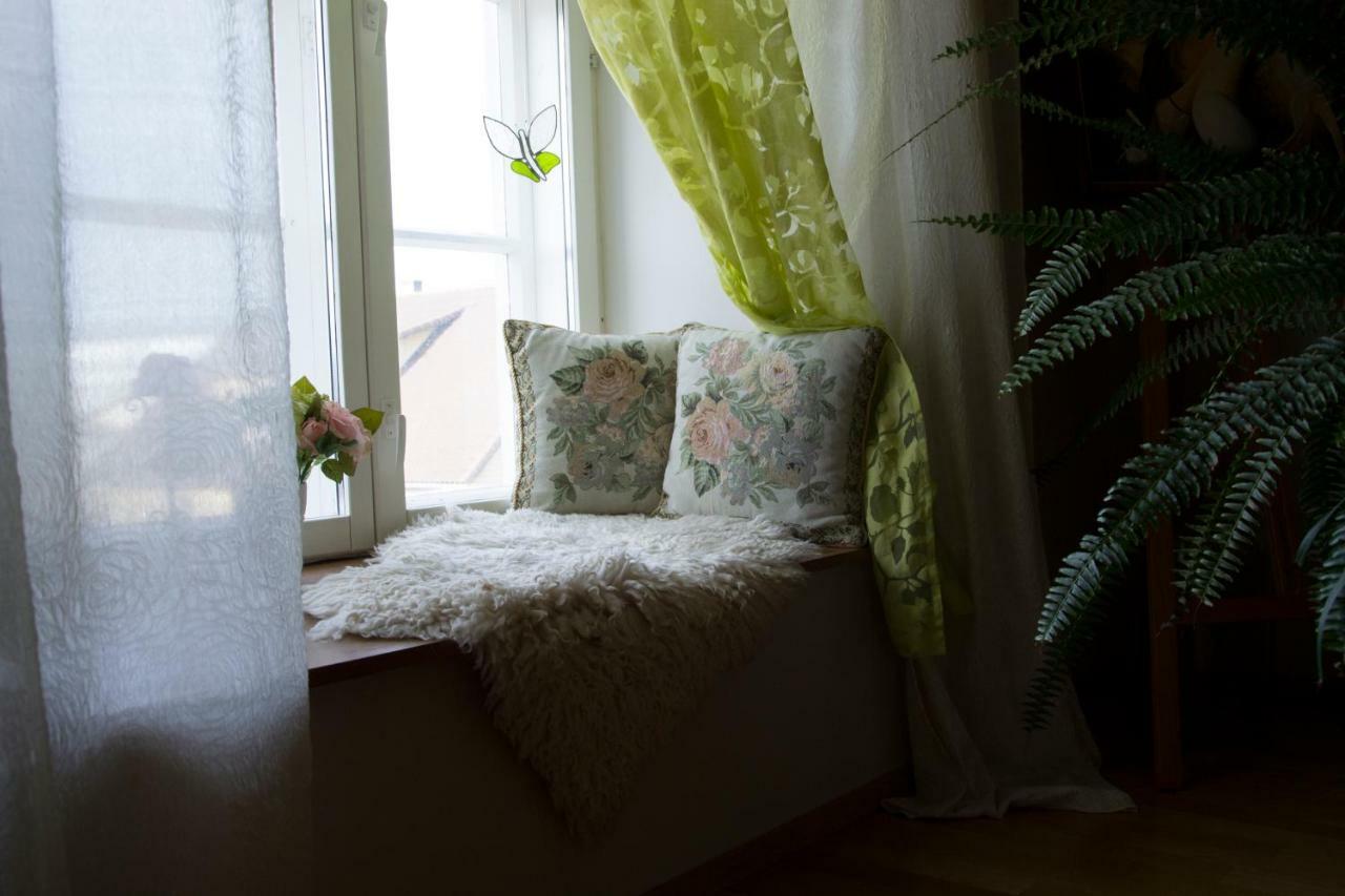 Kuressaare Romantic Apartment ภายนอก รูปภาพ